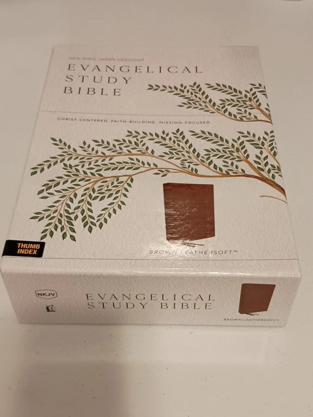 EVANGELICAL STUDY BIBLE - Brown Leathersoft (New King James Version)